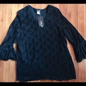 New with Tags Ashley Jill Woman Black Lace top 2x